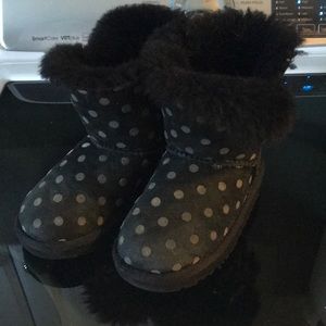 Ugg toddler boots size 9